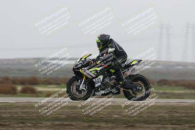 media/Nov-29-2025-TrackDaz (Sat) [[10ae2d9bce]]/A Group/Session 4 (Wheelie Bump)/